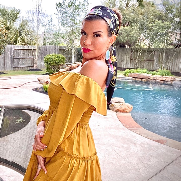 Meet your Posh Ambassador Melissa - Picture 3 of 8